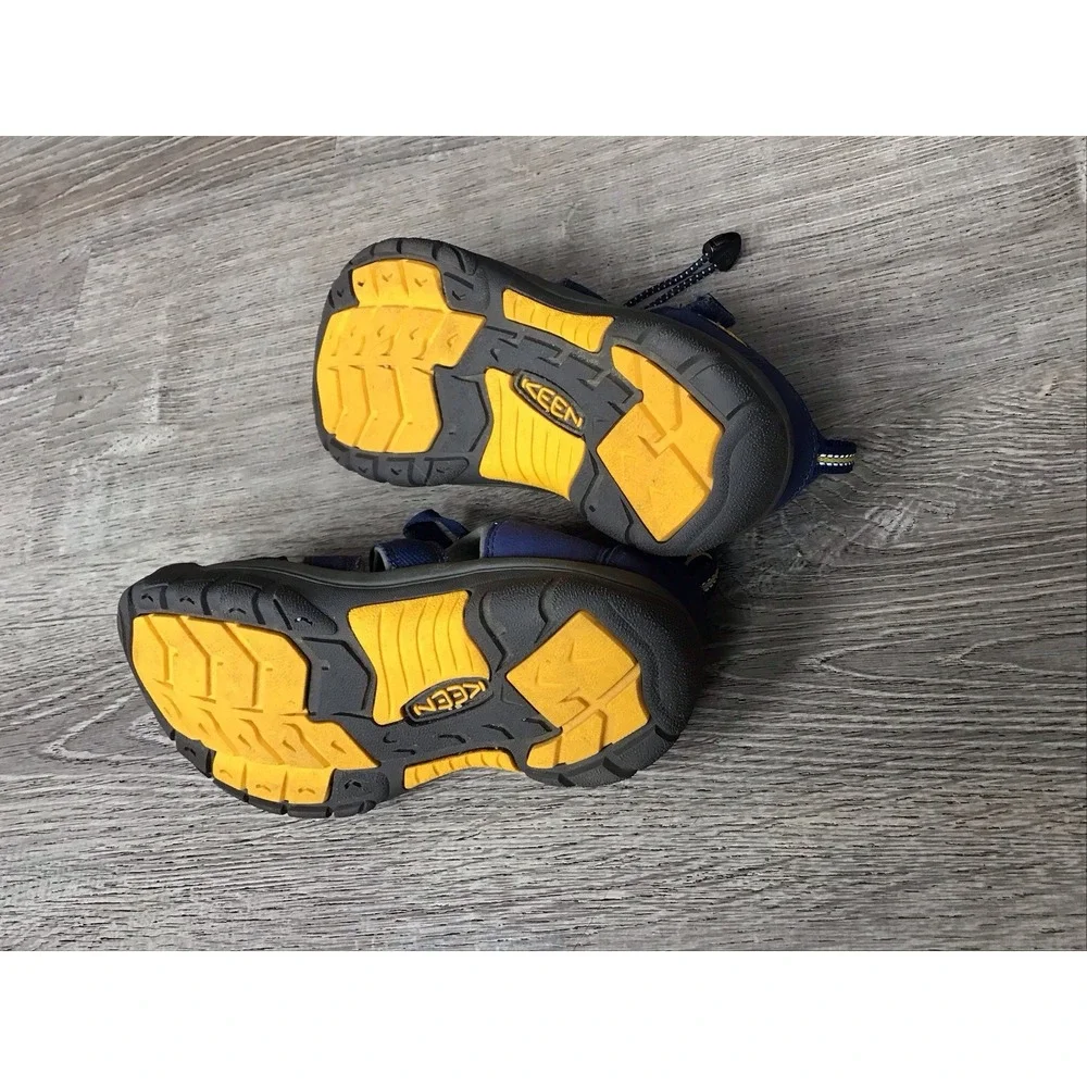 KEEN Newport H2 Sandals Youth Boys Size 4 Blue Waterproof Kids Hiking 1009962